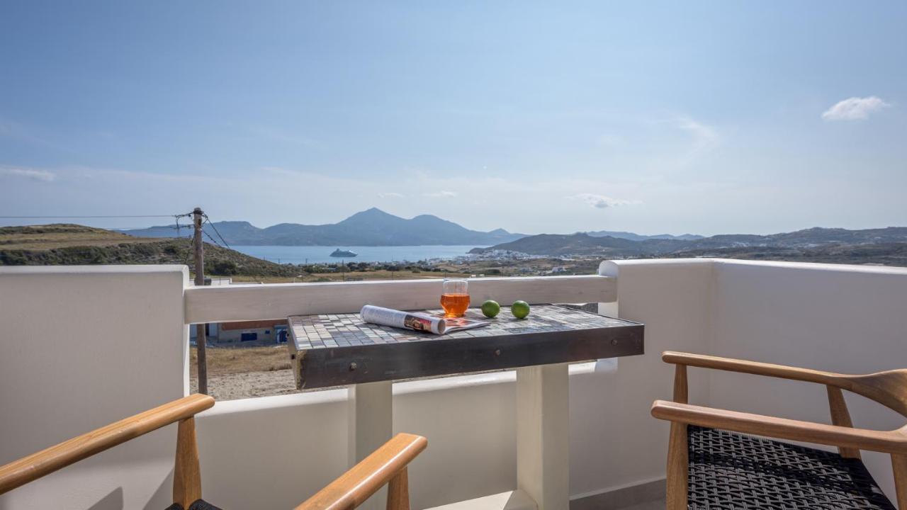 Hilltop Suites Milos Mytakas Bagian luar foto