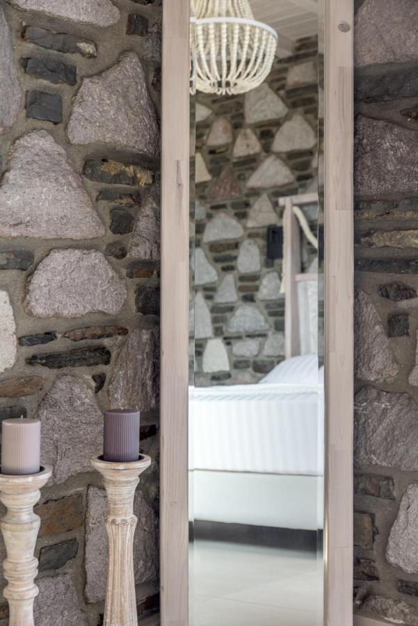 Hilltop Suites Milos Mytakas Bagian luar foto