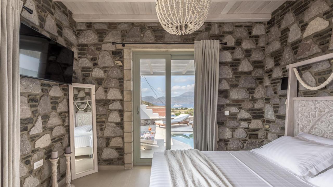 Hilltop Suites Milos Mytakas Bagian luar foto