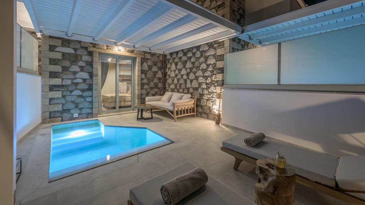 Hilltop Suites Milos Mytakas Bagian luar foto